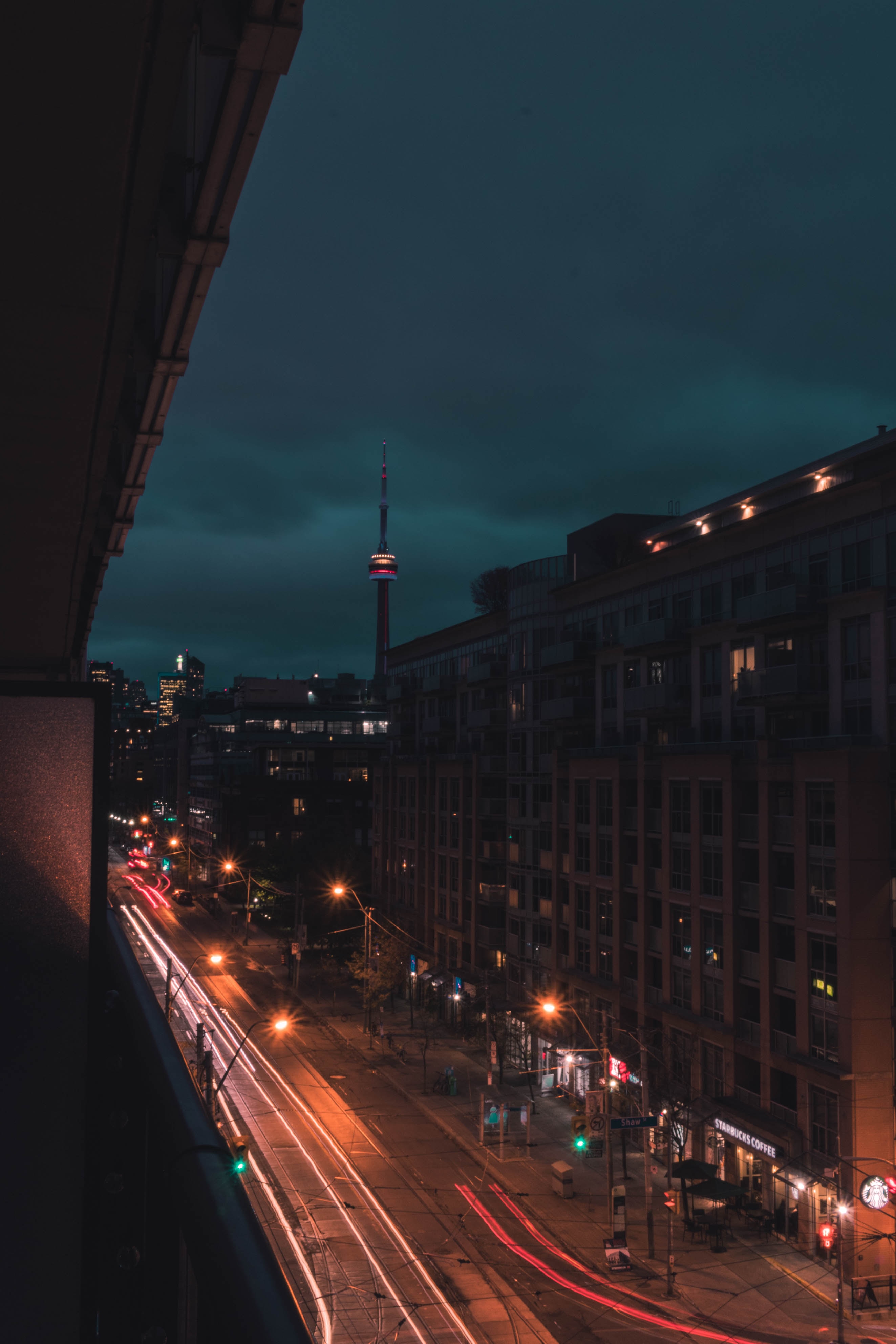 Picture of downtown toronto at night